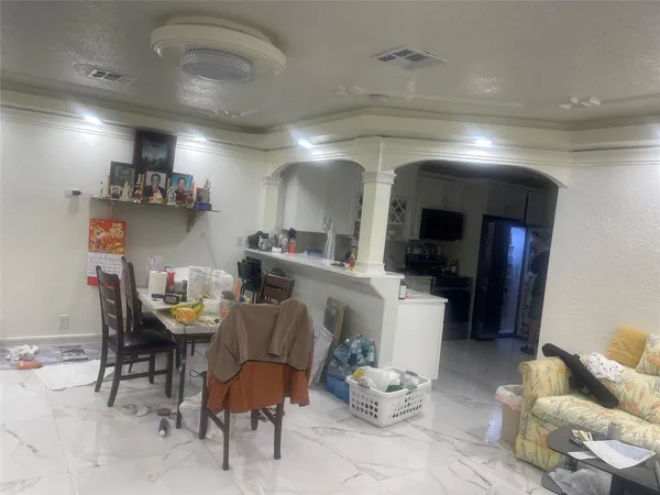 $2,800 | 6250 Southwest 9th Street, North Lauderdale, FL 33068