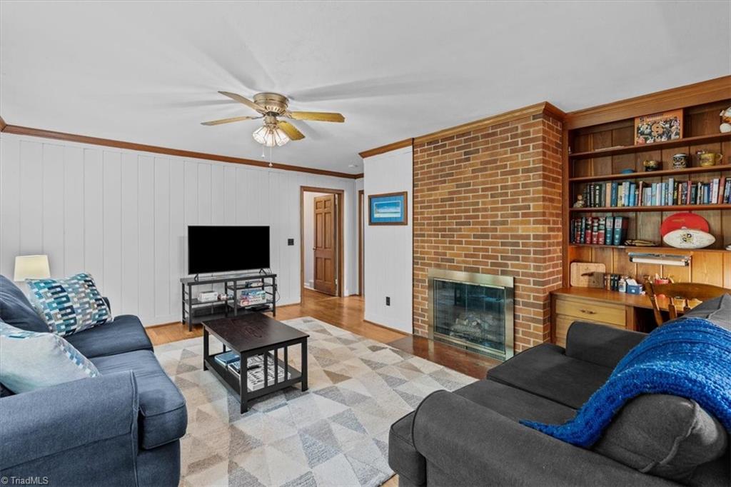 1210 Pembroke Road Greensboro, NC 27408 - Photo 20 of 37
