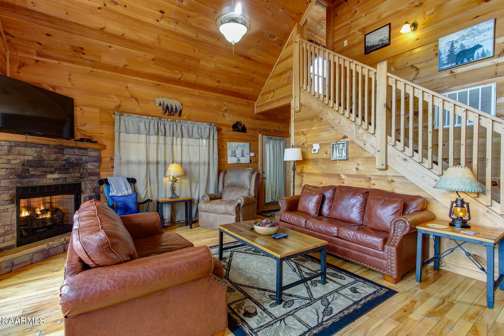 2222 Windswept View Way Sevierville, TN 37876 - Photo 3 of 34 03