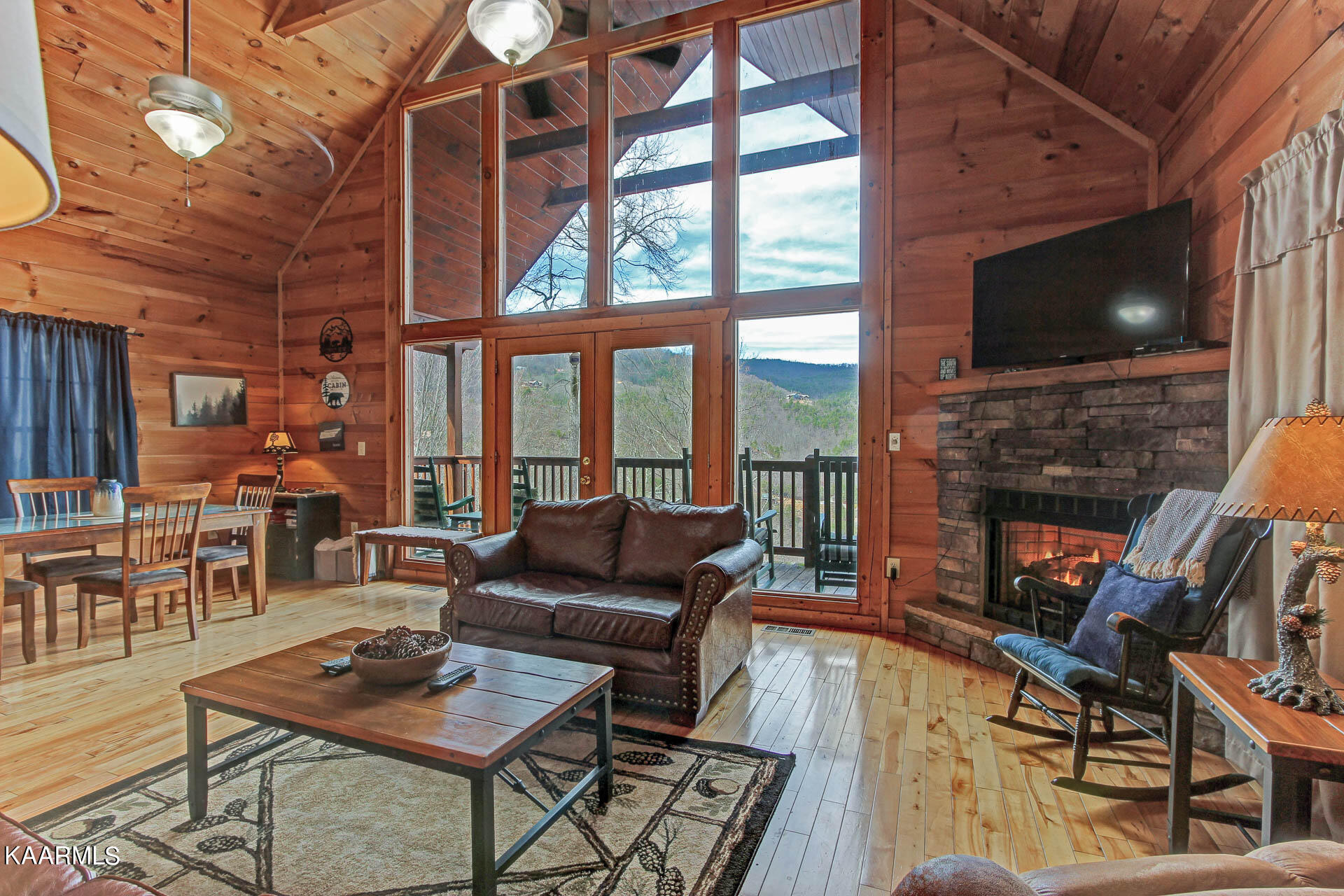 2222 Windswept View Way Sevierville, TN 37876 - Photo 5 of 34 05