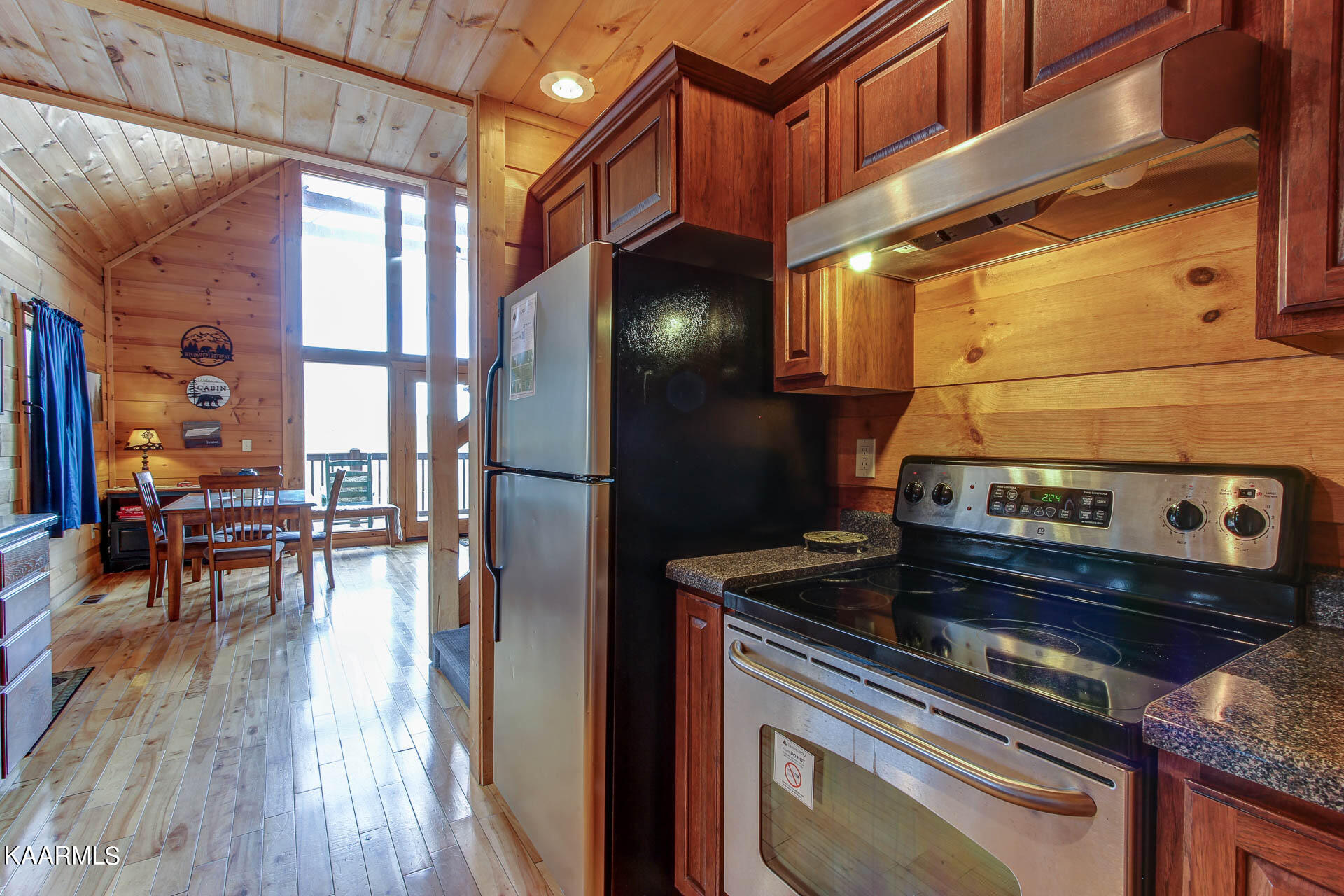 2222 Windswept View Way Sevierville, TN 37876 - Photo 10 of 34 10