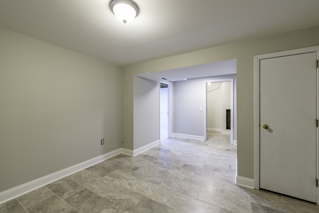 706 Roberts Road Winthrop Harbor, IL 60096 - Photo 20 of 29