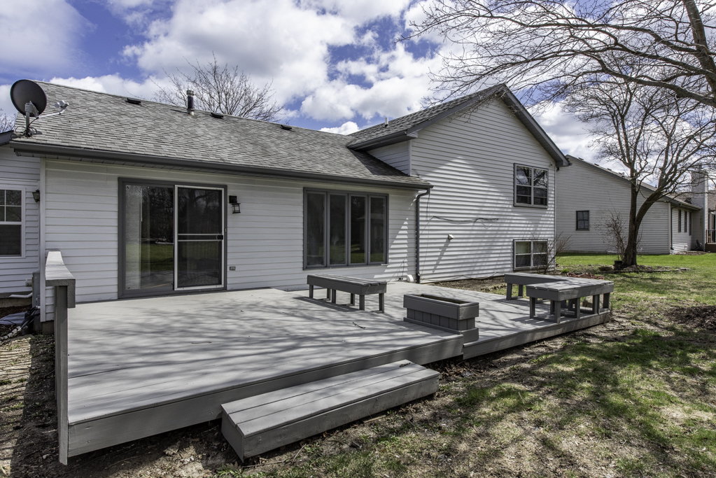 706 Roberts Road Winthrop Harbor, IL 60096 - Photo 28 of 29