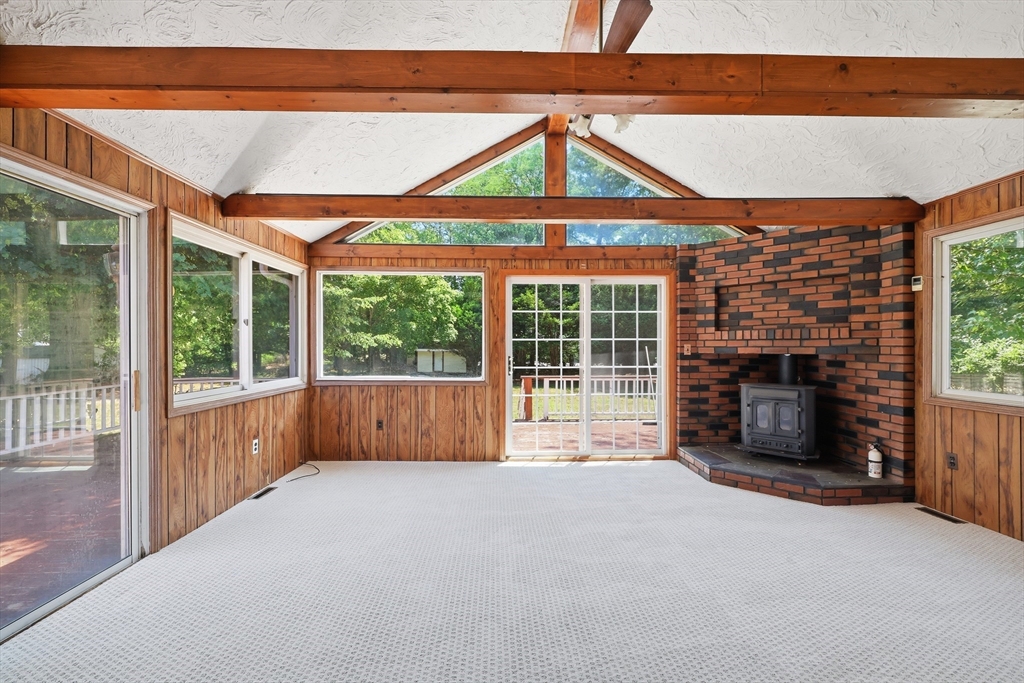 199 Birch Road Longmeadow, MA 01106 - Photo 8 of 37