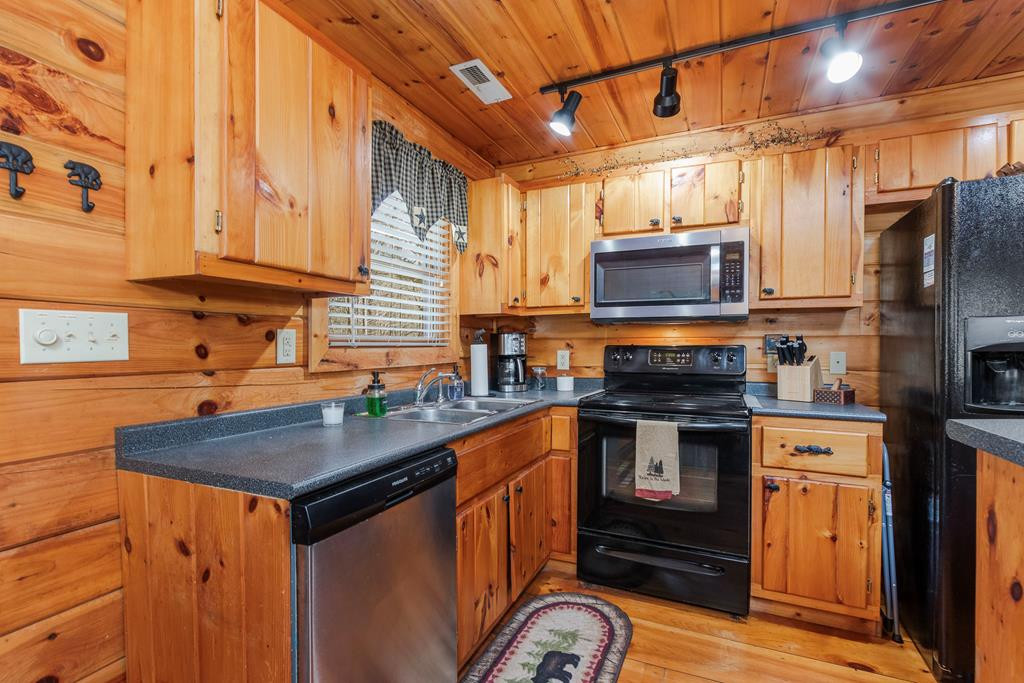 118 Ringtail Run Murphy, NC 28906 - Photo 17 of 62