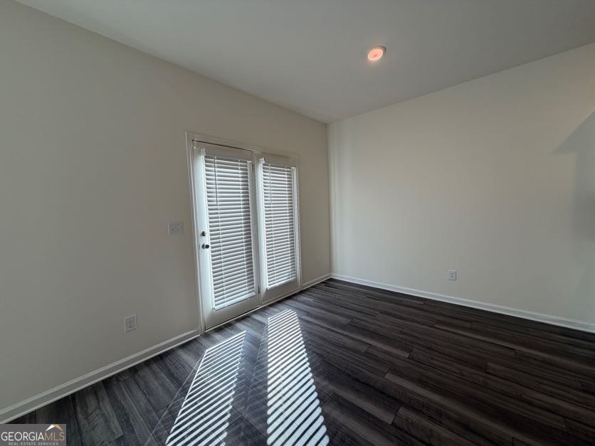 3520 Condor Court Atlanta, GA 30331 - Photo 4 of 41