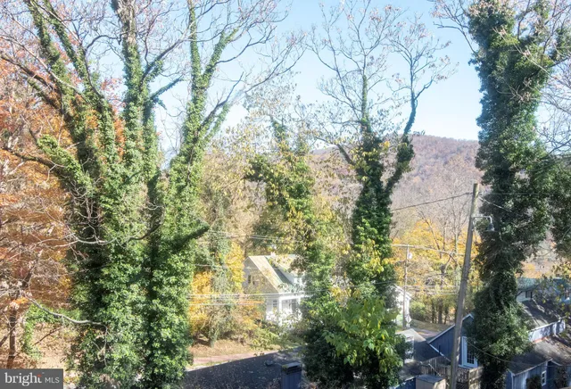 $2,700 | 401 Henry Clay Street, Harpers Ferry, WV 25425