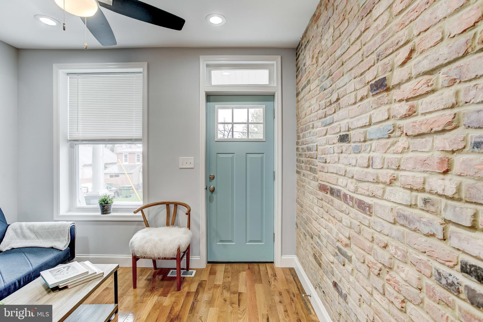 3433 Pleasant Place Baltimore, MD 21211 - Photo 4 of 39