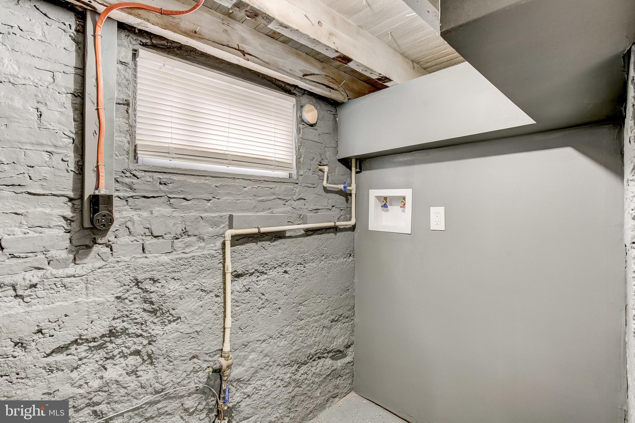 3433 Pleasant Place Baltimore, MD 21211 - Photo 31 of 39