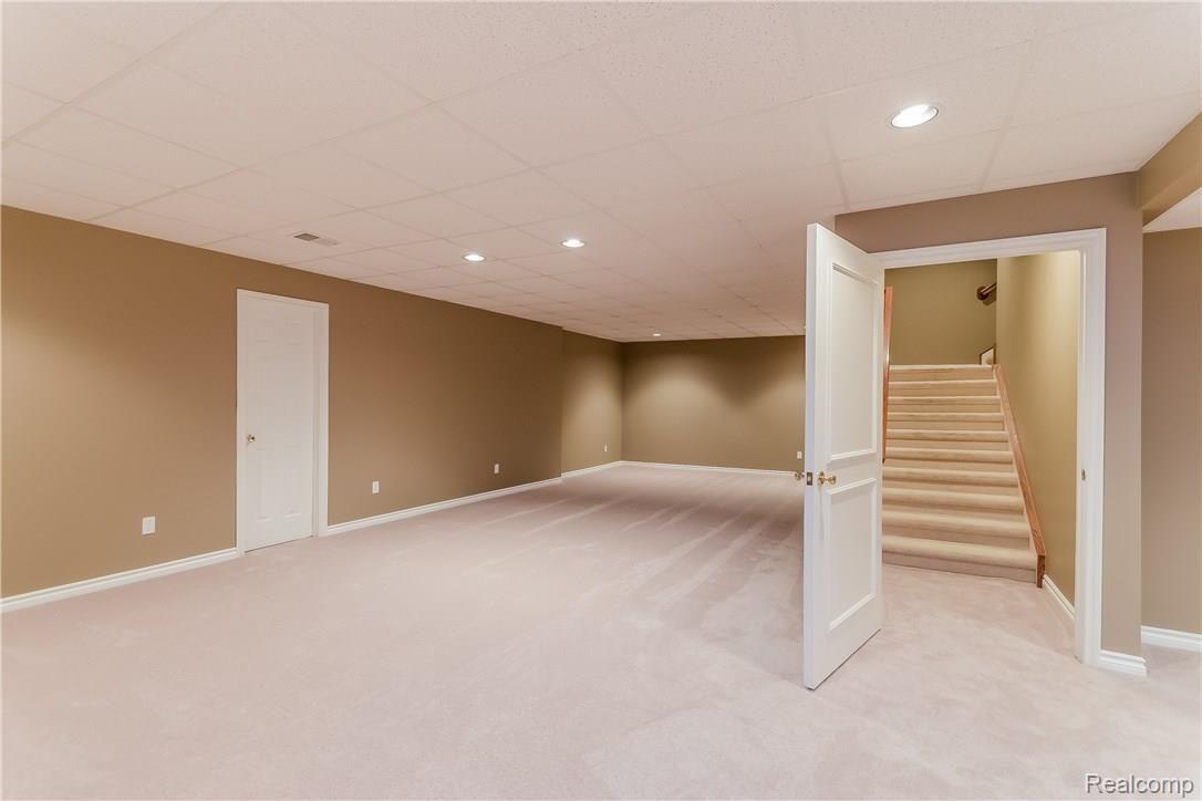 2692 Shorebrook Court Rochester, MI 48306 - Photo 38 of 55 038-Basement-2181836-large.jpg