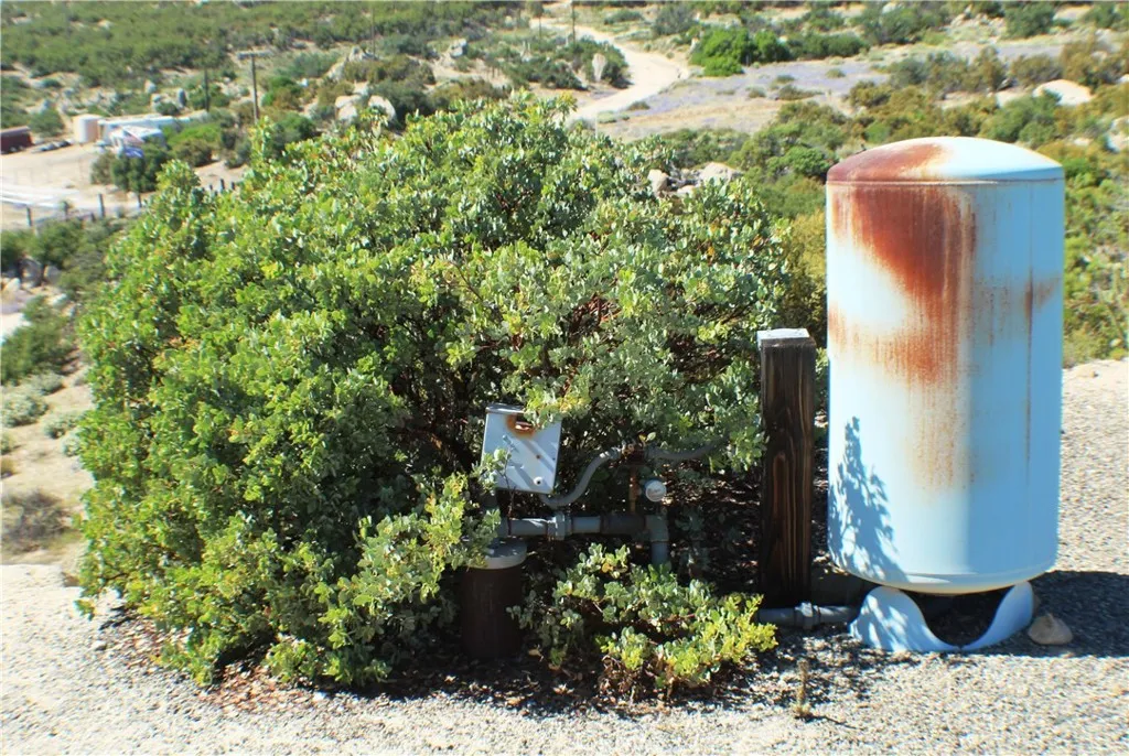 42560 Labrinia Anza, CA 92539 - Photo 5 of 22