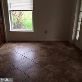 2554 Lebanon Road Manheim, PA 17545 - Photo 6 of 11