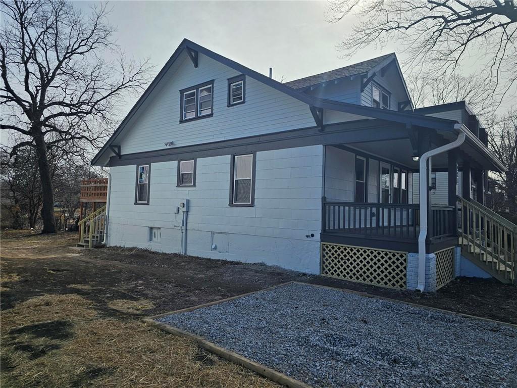 921 South Noland Road Independence, MO 64050 - Photo 2 of 33 Gallery Image 2