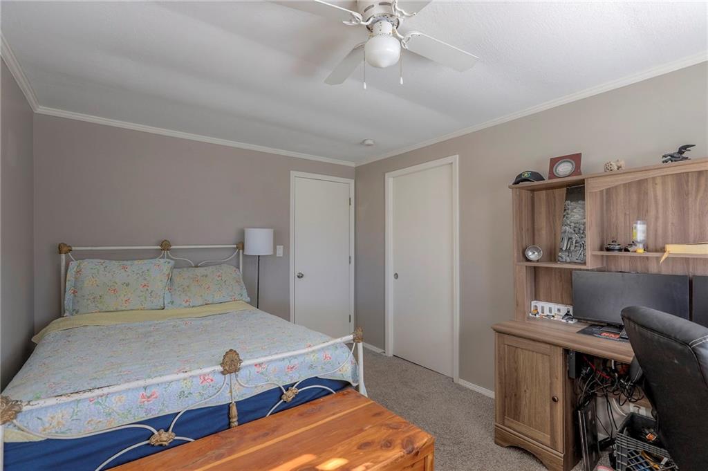 915 Dickinson Road Independence, MO 64050 - Photo 20 of 33