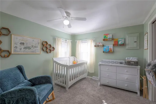 $245,000 | 915 Dickinson Road, Independence, MO 64050