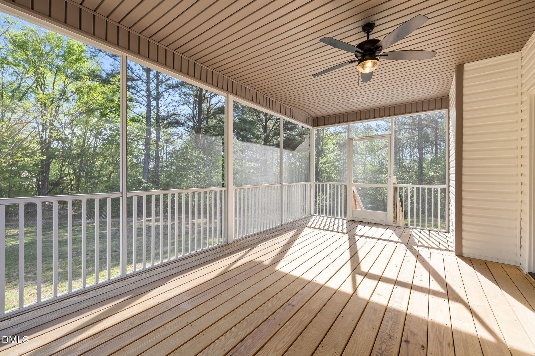 952 Brantleytown Road Zebulon, NC 27597 - Photo 30 of 34 952 Screen Porch inside