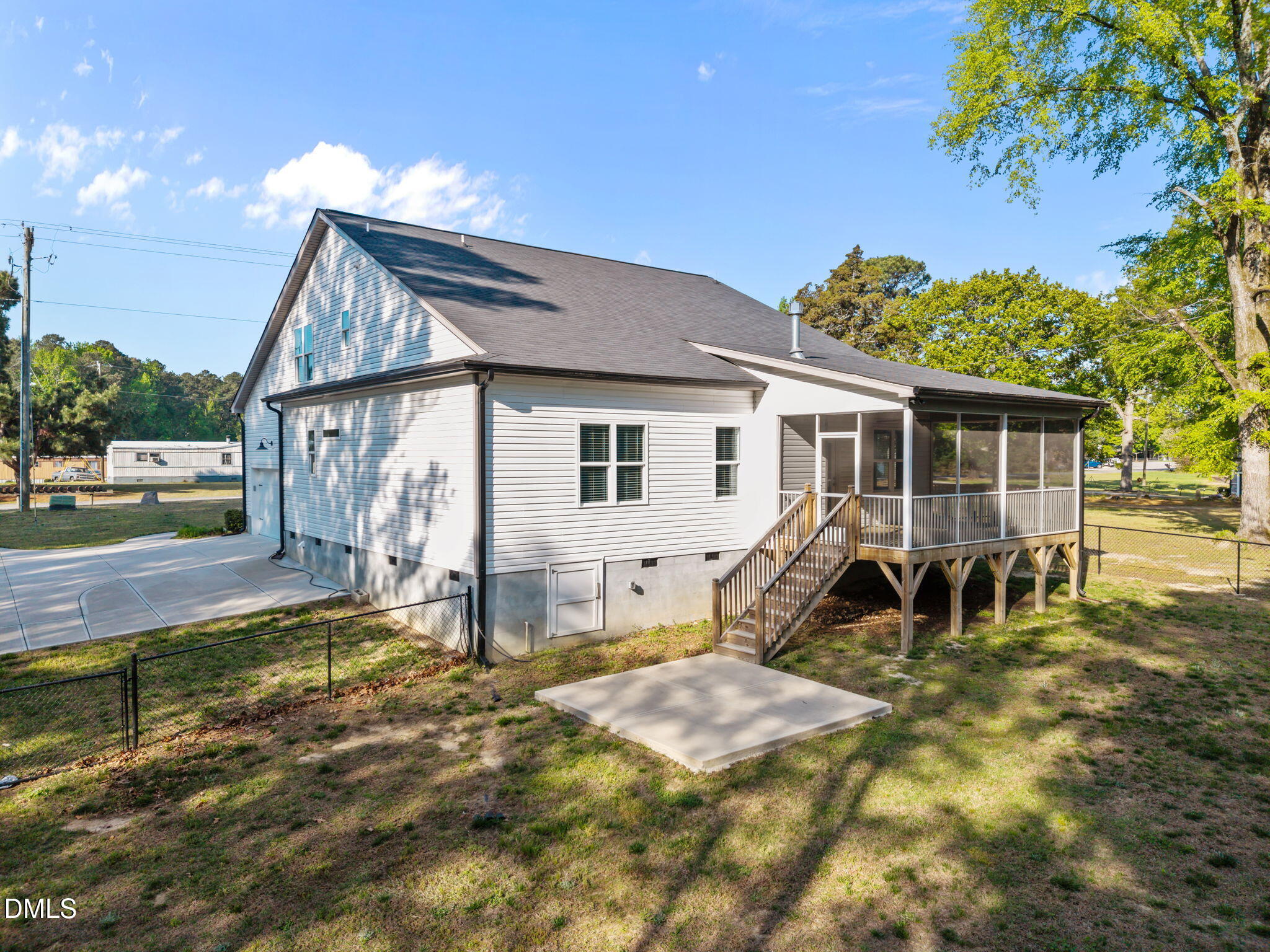 952 Brantleytown Road Zebulon, NC 27597 - Photo 32 of 34 952 Back Screen Porch 2