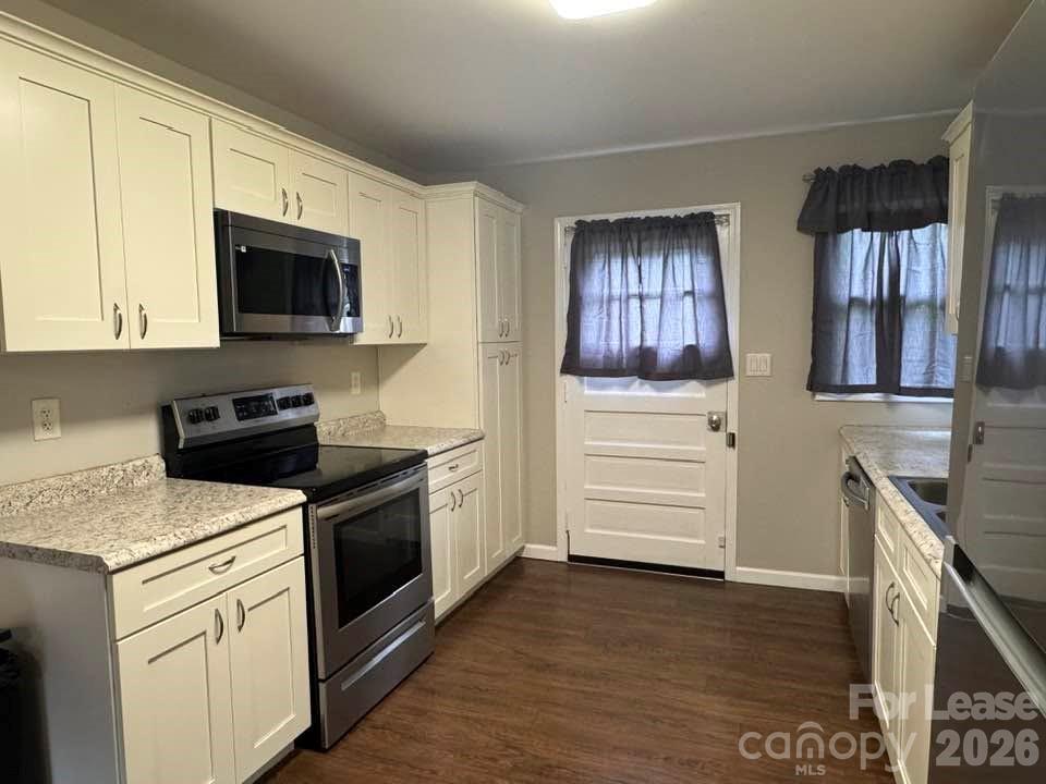 1095 Sunset Road Cherryville, NC 28021 - Photo 3 of 17