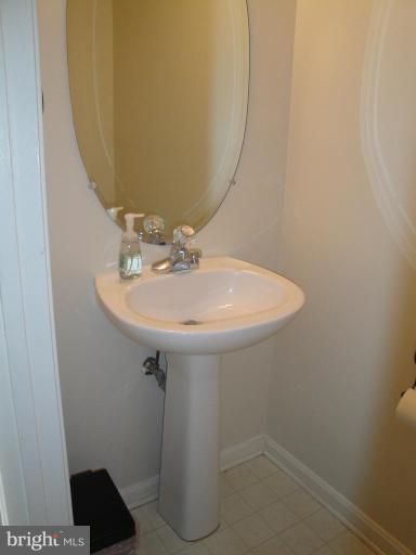 70 Powder View Court Nottingham, MD 21236 - Photo 22 of 25 1/2 bath on main level