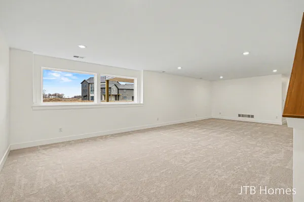 $729,900 | 3563 Conrail Drive, Byron Center, MI 49315