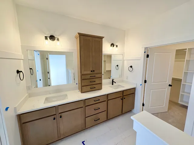 $729,900 | 3563 Conrail Drive, Byron Center, MI 49315