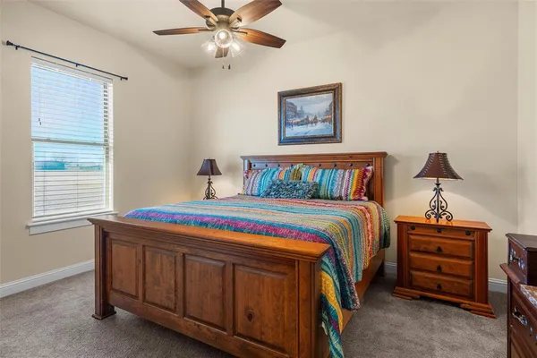 $650,000 | 308 County Road 3336, Paradise, TX 76073