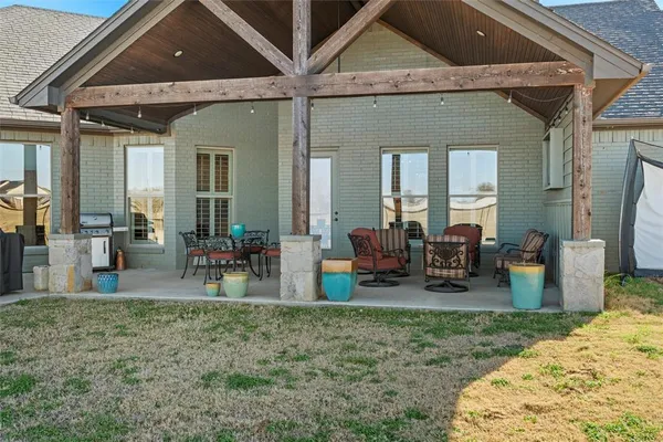 $650,000 | 308 County Road 3336, Paradise, TX 76073