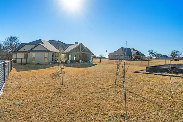 $650,000 | 308 County Road 3336, Paradise, TX 76073