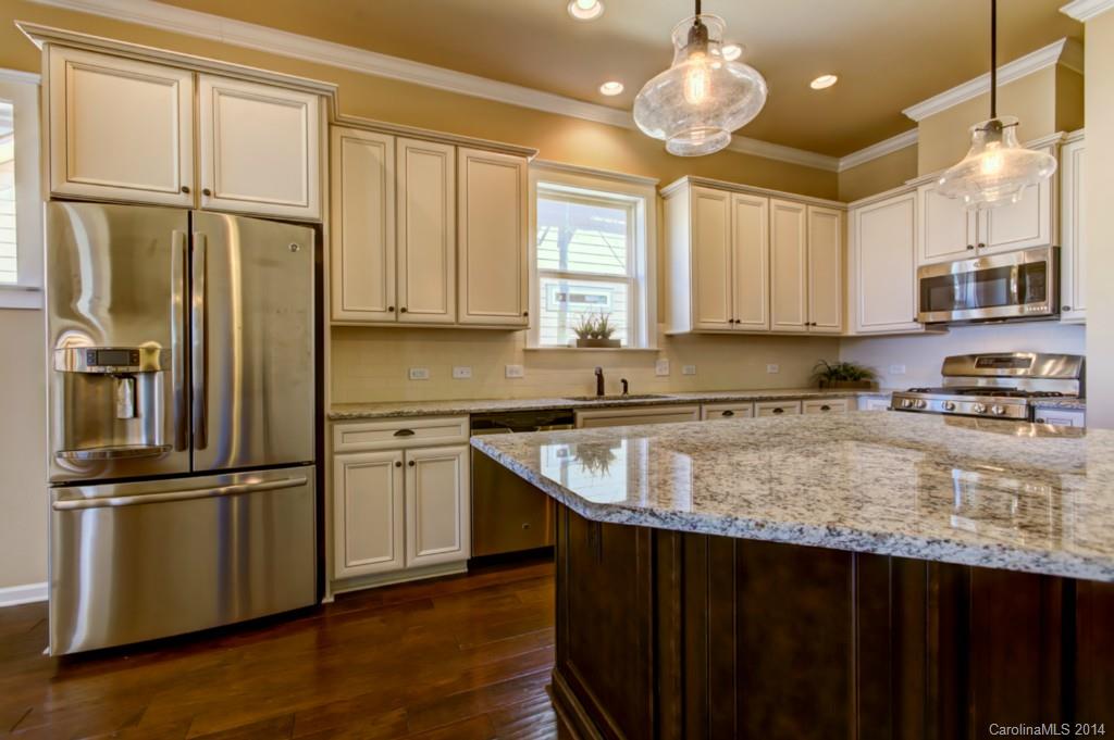 564 Channel Road, Unit 19 Lake Wylie, SC 29710 - Photo 3 of 24 Gallery Image 3
