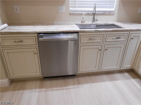 $1,500 | 357 Joel Boulevard, Unit 112, Lehigh Acres, FL 33936