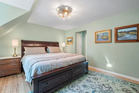 $750,000 | 5 Lloyd Road, Wolfeboro, NH 03894