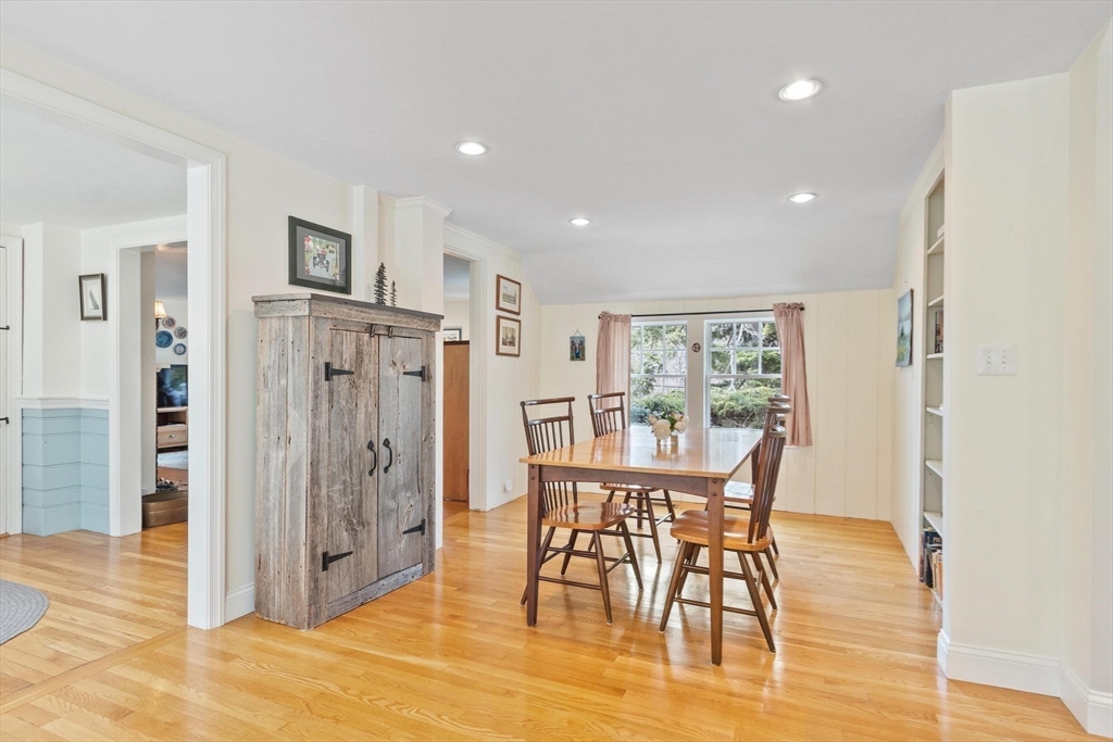 123 Bedford Road Lincoln, MA 01773 - Photo 22 of 40