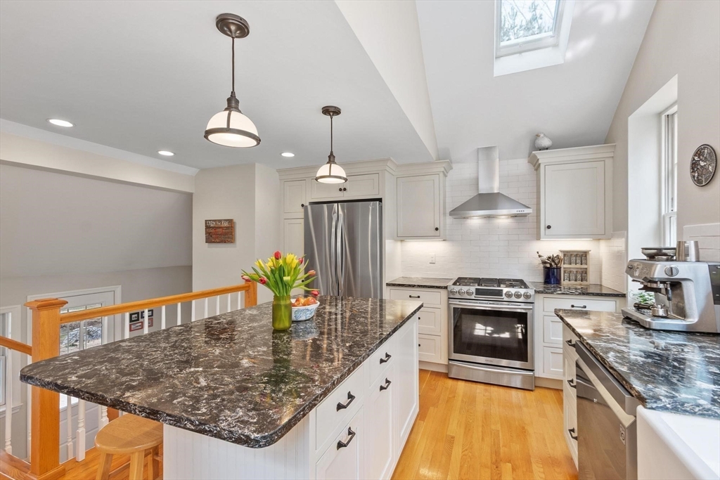 123 Bedford Road Lincoln, MA 01773 - Photo 6 of 40