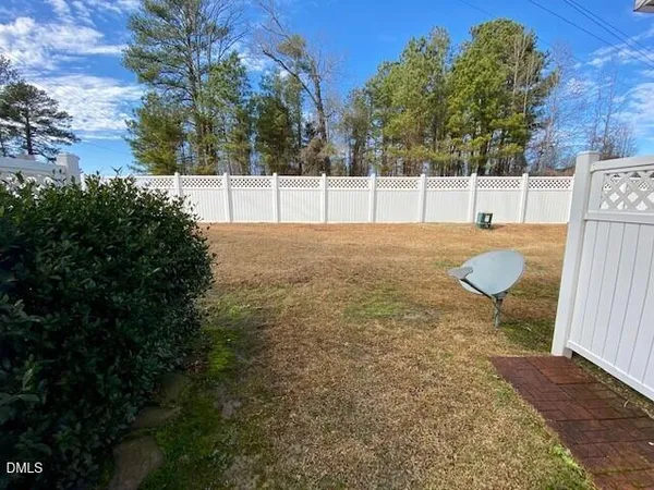 $1,500 | 705 Glen Road, Unit 112, Garner, NC 27529