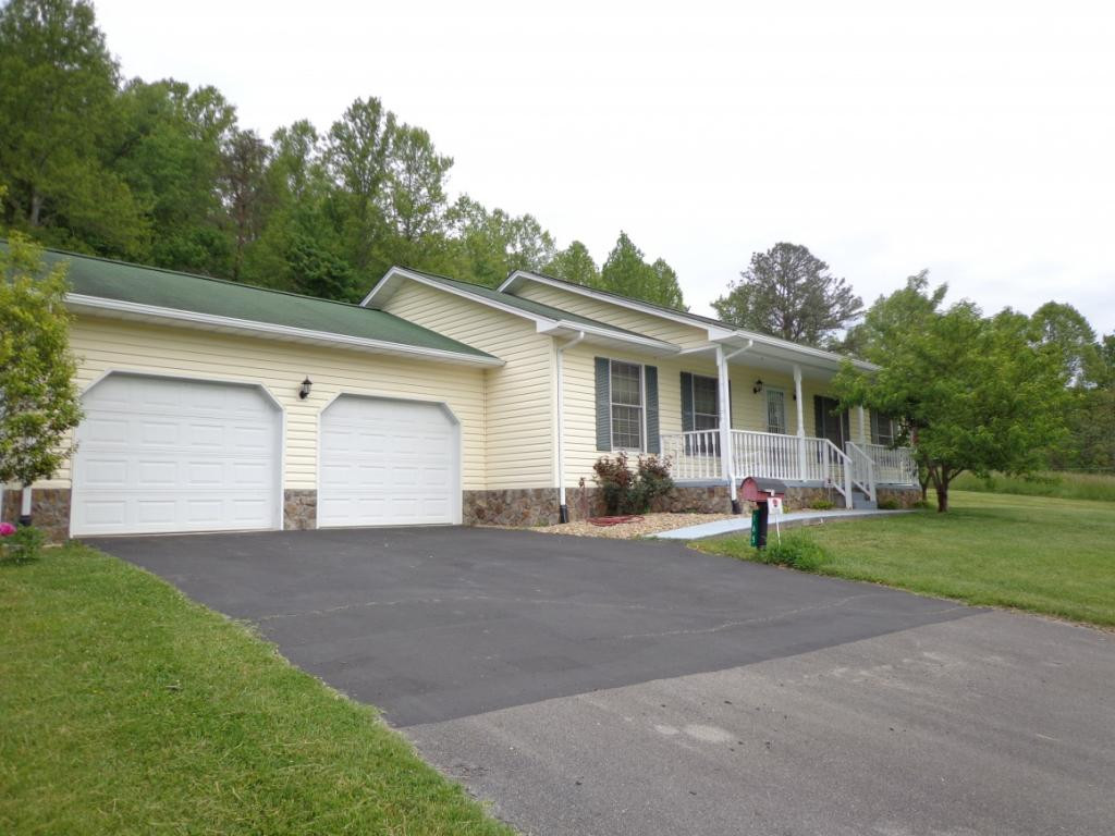 165 Pierce Branch Road Elizabethton, TN 37643 - Photo 1 of 13 Photo 1