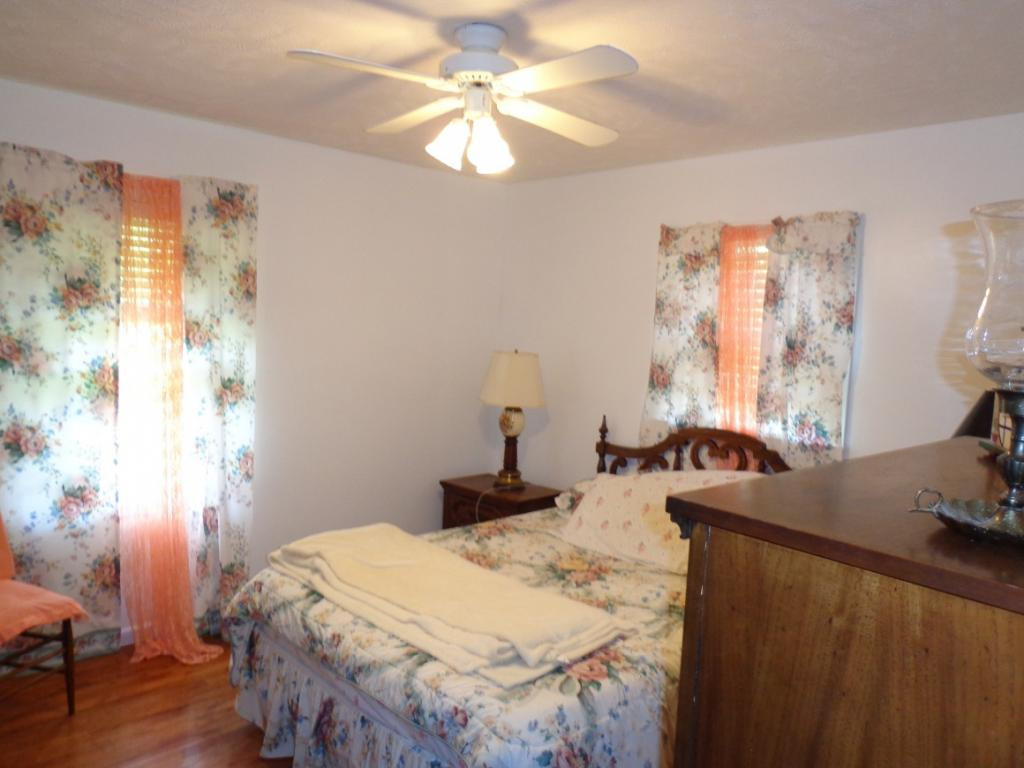 165 Pierce Branch Road Elizabethton, TN 37643 - Photo 12 of 13 Photo 12
