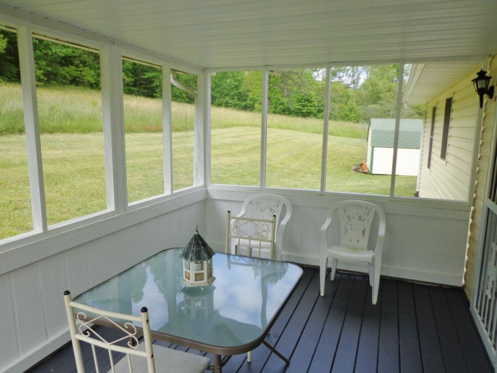 165 Pierce Branch Road Elizabethton, TN 37643 - Photo 3 of 13 Photo 3
