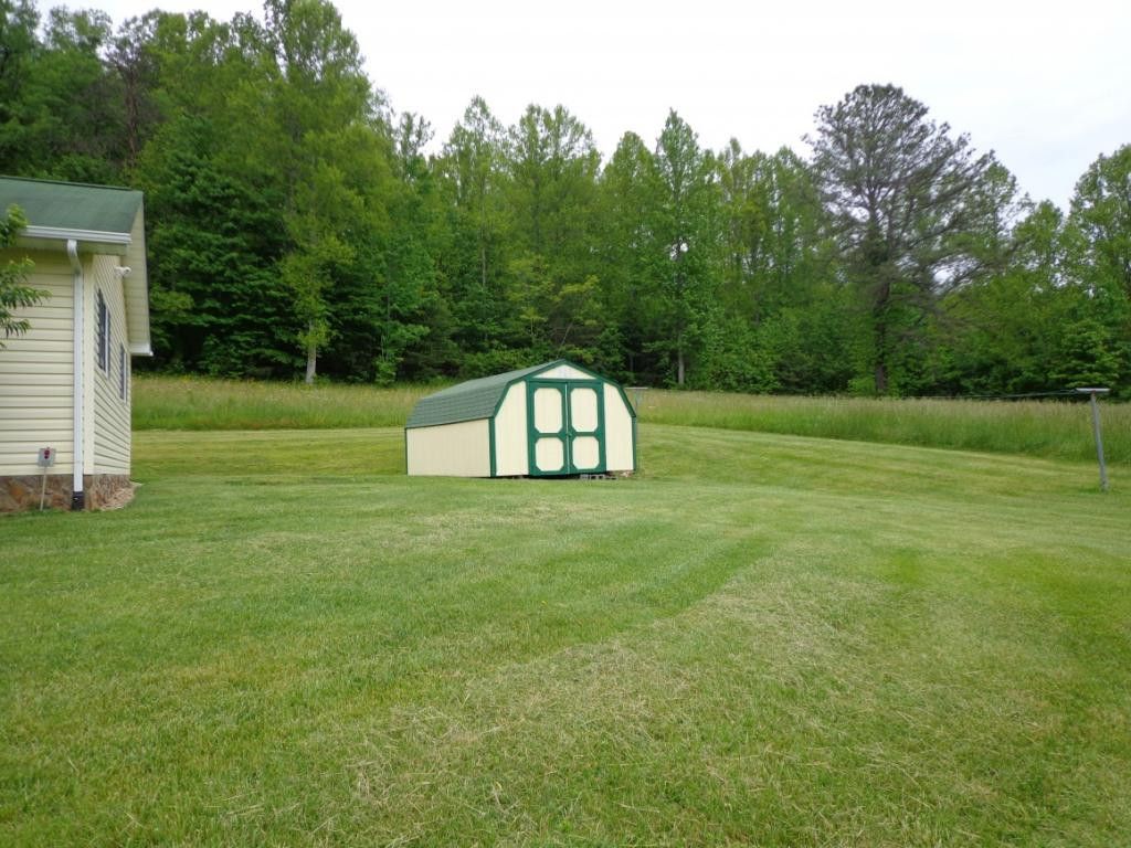 165 Pierce Branch Road Elizabethton, TN 37643 - Photo 7 of 13 Photo 7