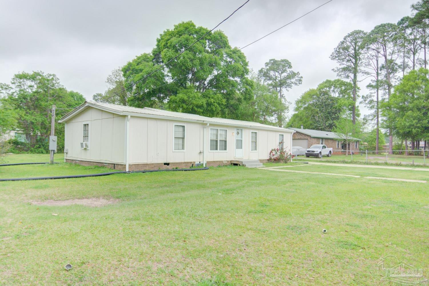 6377 Cotton Road Pensacola, FL 32526 - Photo 2 of 32 Gallery Image 2