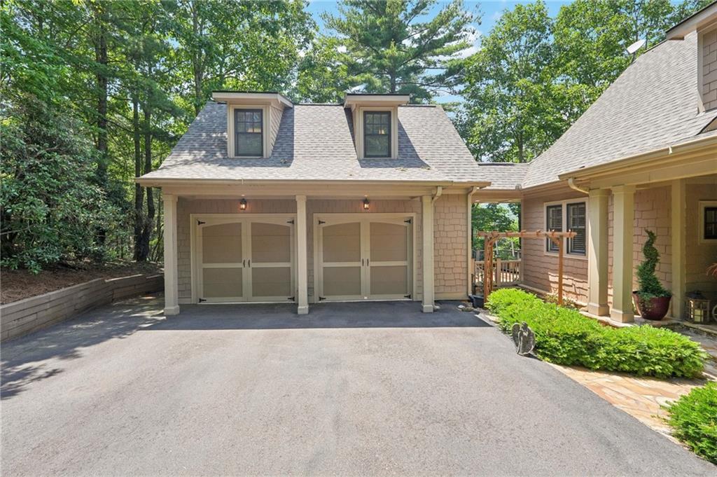 44 Sassafras Ridge Big Canoe, GA 30143 - Photo 3 of 107