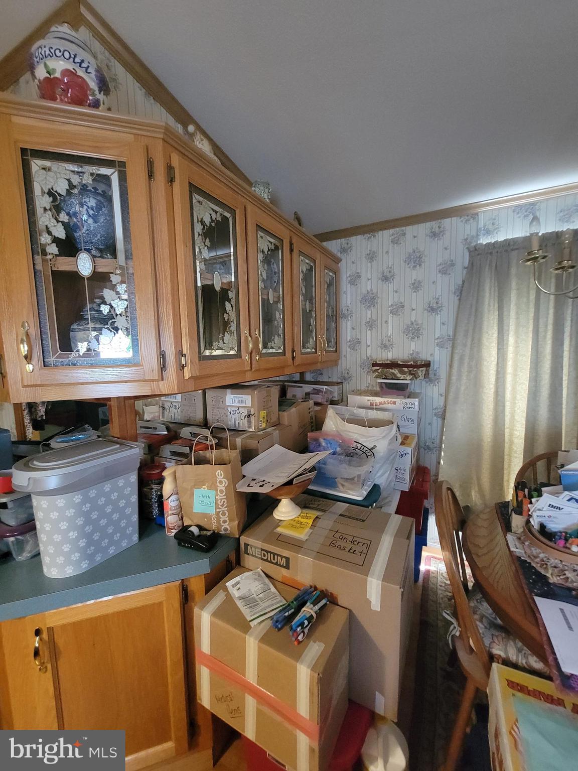 998 South Krocks Road Allentown, PA 18106 - Photo 10 of 45