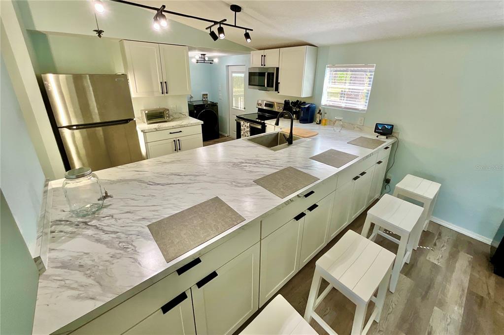 175 Whirlwind Loop Hawthorne, FL 32640 - Photo 15 of 64