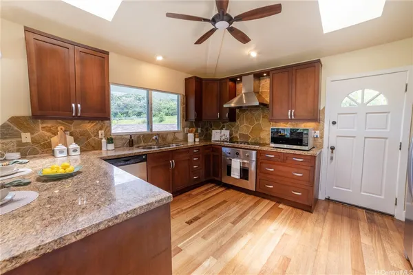 $1,650,000 | 1343 Maleko Street, Kailua, HI 96734