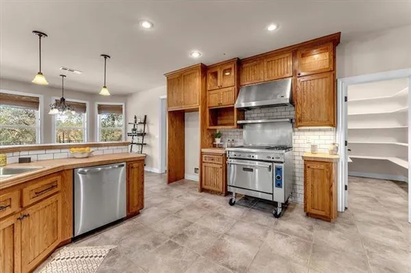 $699,000 | 15125 Kobbuntie, Red Bluff, CA 96080