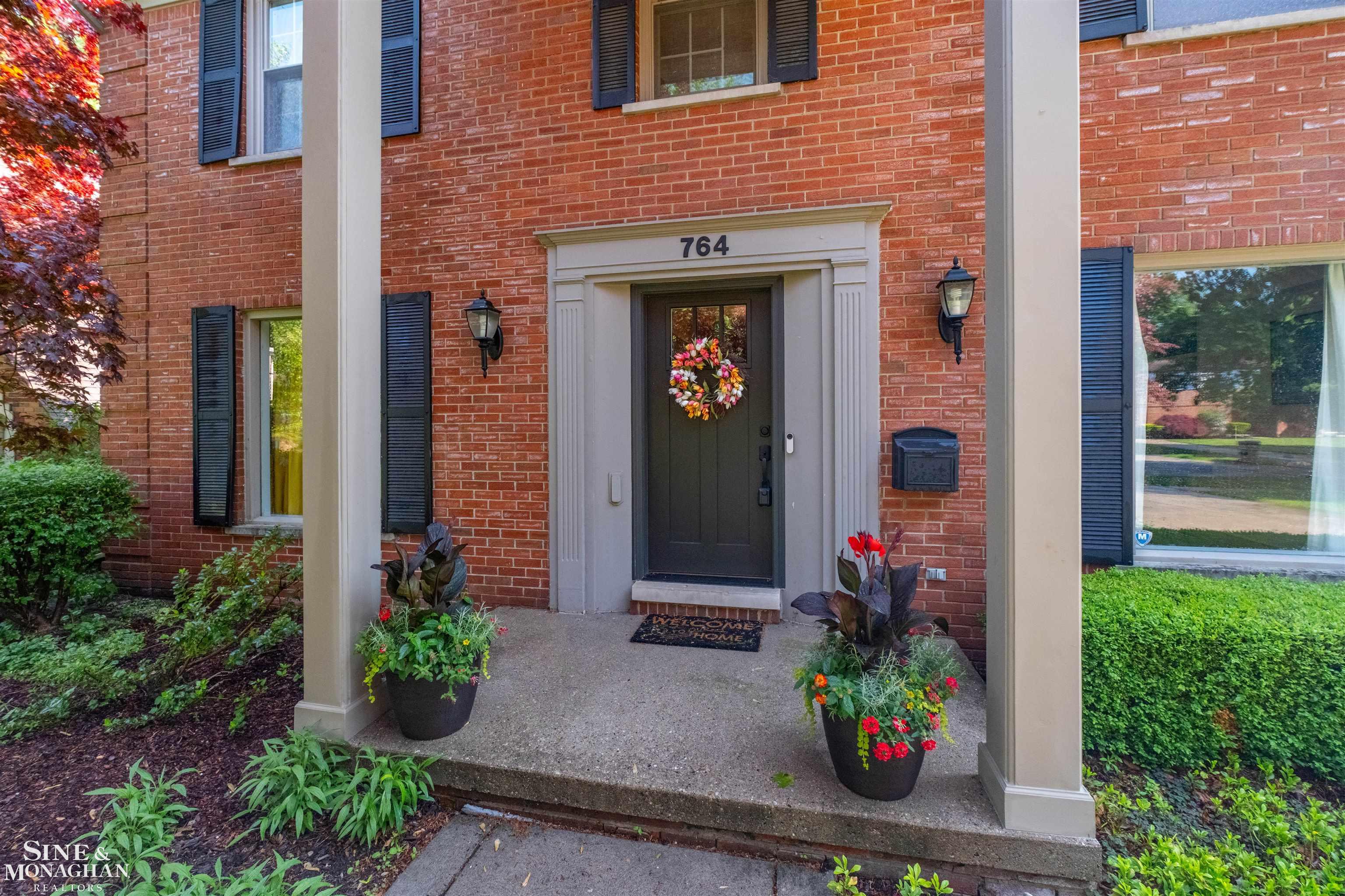 764 Pemberton Road Grosse Pointe Park, MI 48230 - Photo 2 of 59