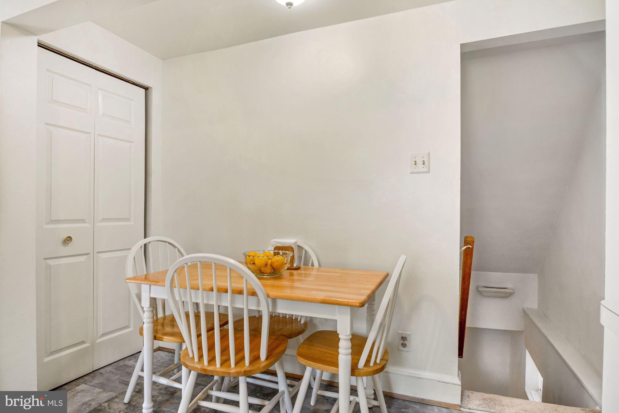 303 East Glebe Road Alexandria, VA 22305 - Photo 13 of 38 Kitchen