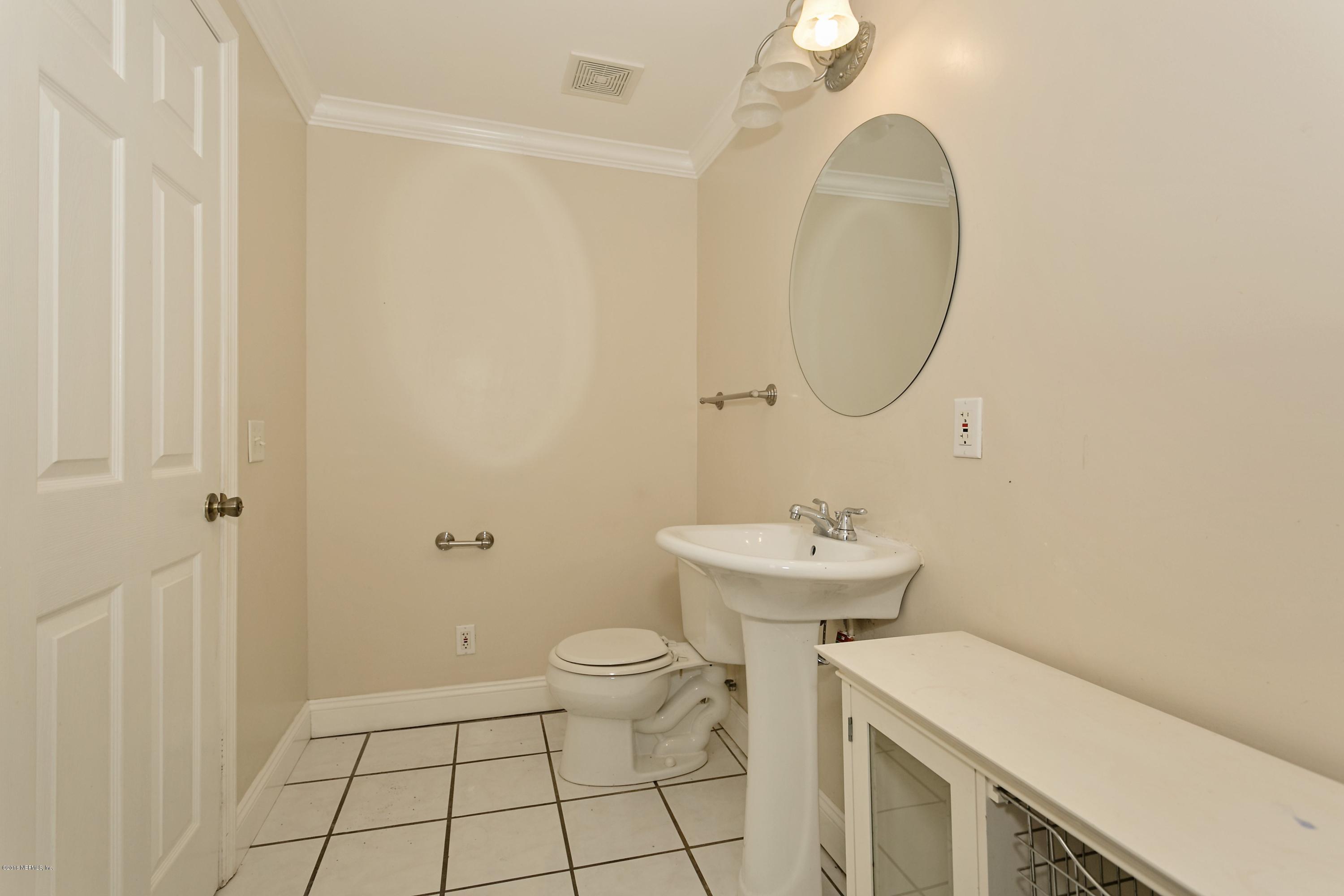 3313 Sheridan Road Jacksonville, FL 32207 - Photo 8 of 13 007_Bathroom