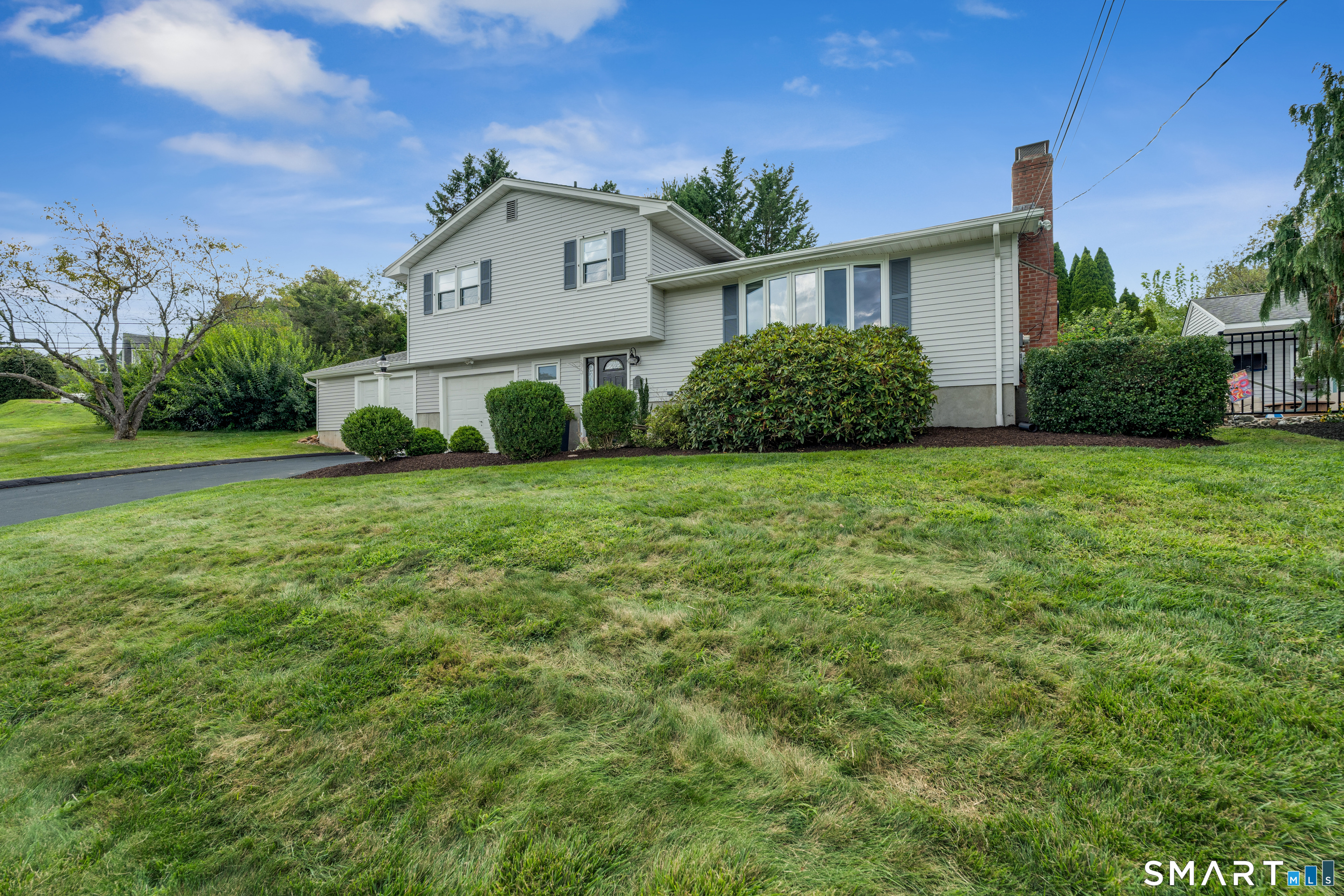12 Farm Hill Road Meriden, CT 06451 - Photo 4 of 38 Gallery Image 4