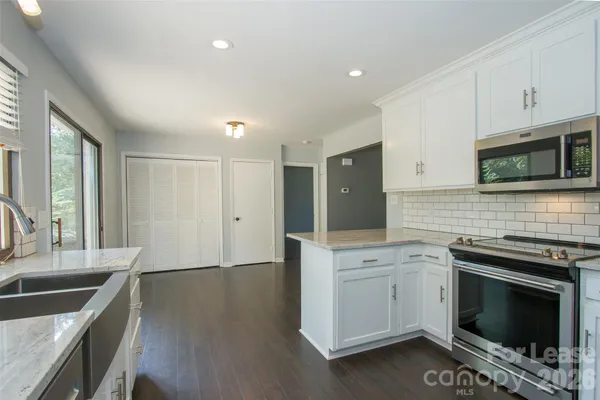 $2,000 | 11722 Carmel Lakes Drive, Charlotte, NC 28226