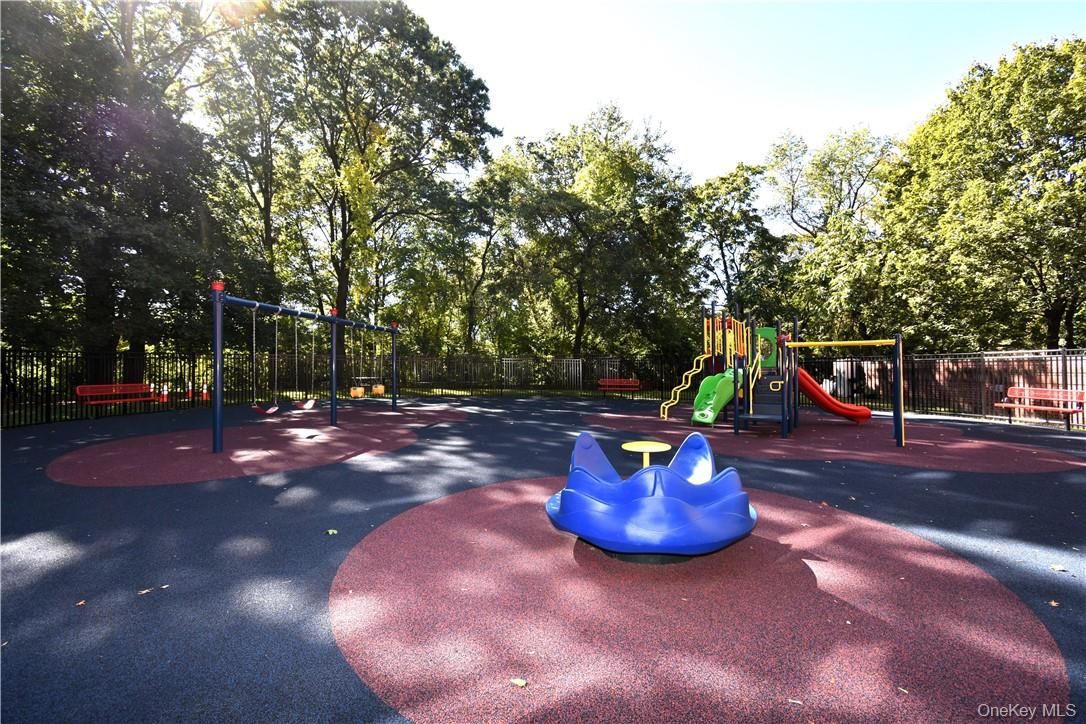 796 Bronx River Road, Unit B38 Bronxville, NY 10708 - Photo 21 of 21 a view of a street with a slide